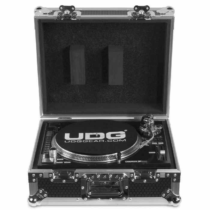 UDG Ultimate Multi Format DJ Turntable Flightcase MK2 For SL-1200MK7/SL-1200GR/SL-1200GAE/SL-1210GR/PLX-1000/RP-8000MK2/RP-7000MK2/RP-4000MK2/RP-2000MK2/RP-1000MK2/LP120-USB/LP1240-USB/LP120XUSB/LP1240-USBXP/LP140XP/PDX-3000 (silver)
